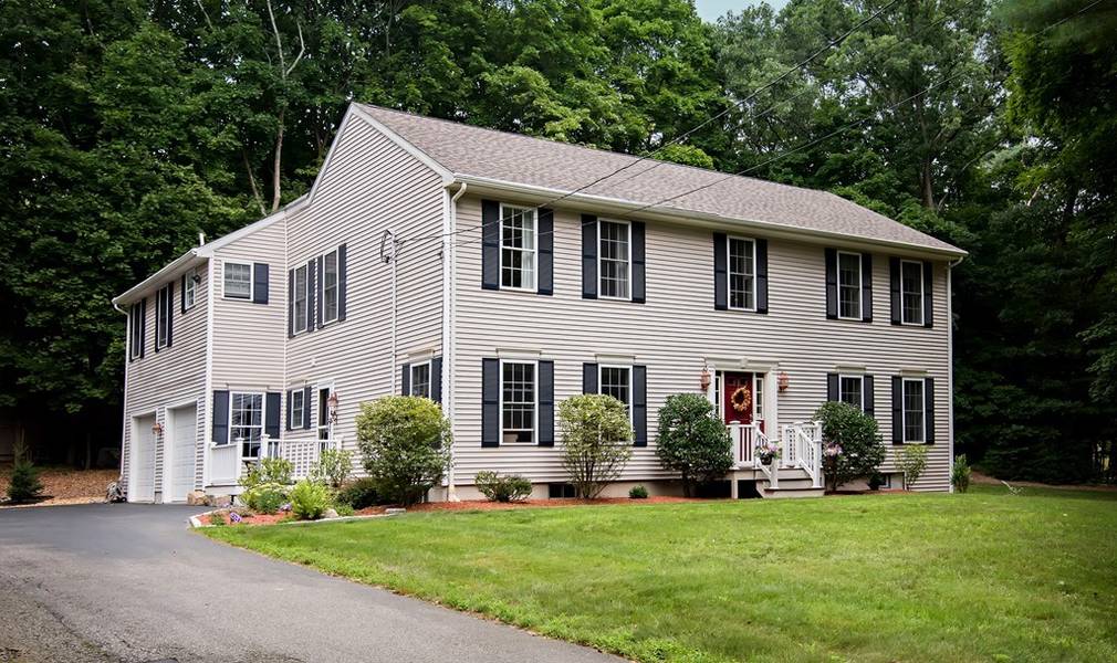 673 South Street, Walpole, MA 02081