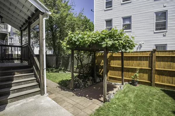 Lynn, MA 01902,26 Lander Street