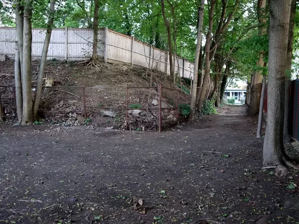 Brookline, MA 02445,35 Orchard Road