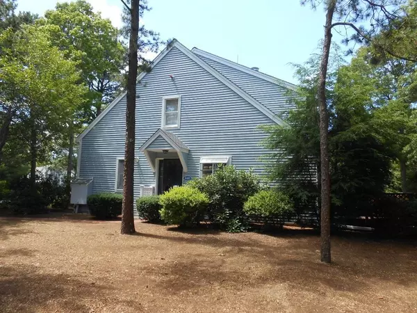 105 Shellback Way #105, Mashpee, MA 02649