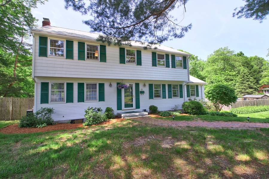 28 Lynn Terrace, Westwood, MA 02090