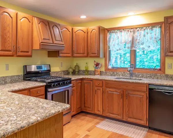 Hampstead, NH 03841,49 West Rd