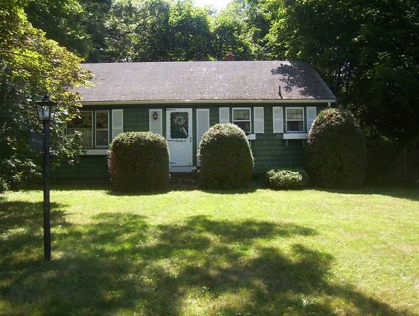 26 Oakwood Ter, East Bridgewater, MA 02333