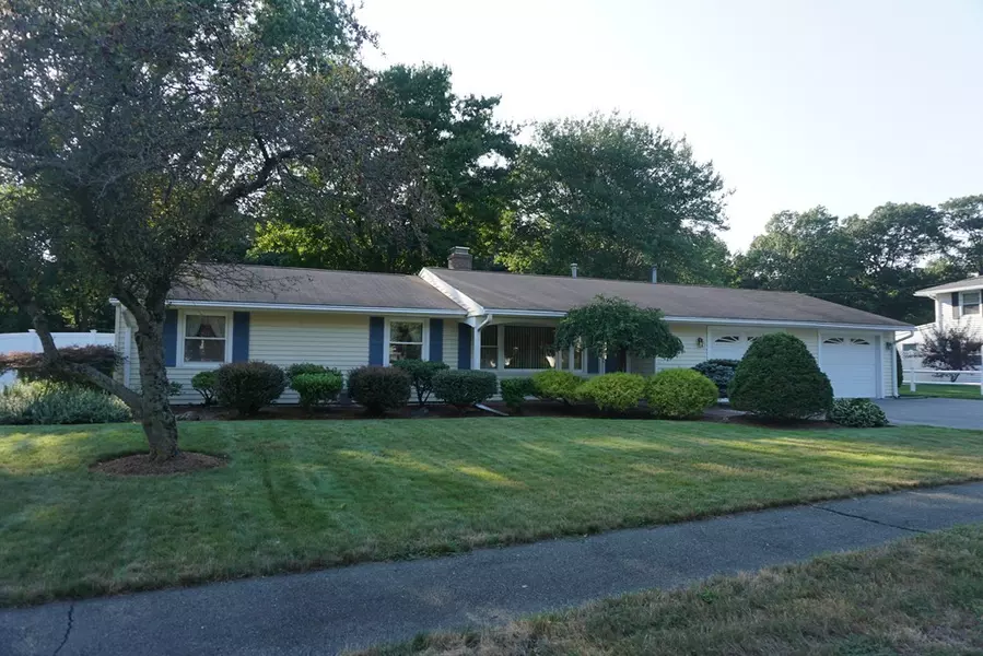 20 Princeton St, Danvers, MA 01923