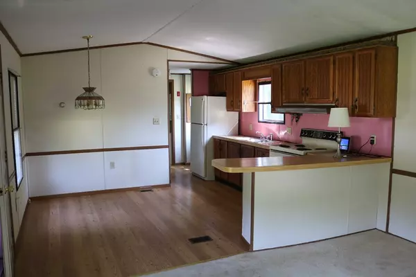 Kingston, MA 02364,4 Foxtail Dr