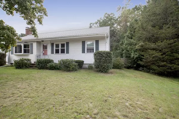 288 Thicket St, Weymouth, MA 02190