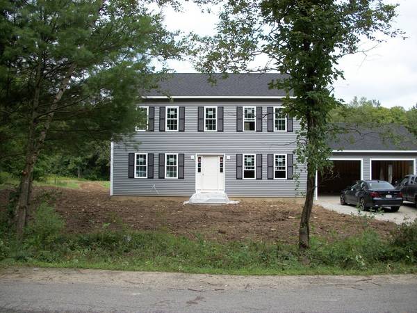 106 Harrington Rd, Charlton, MA 01507