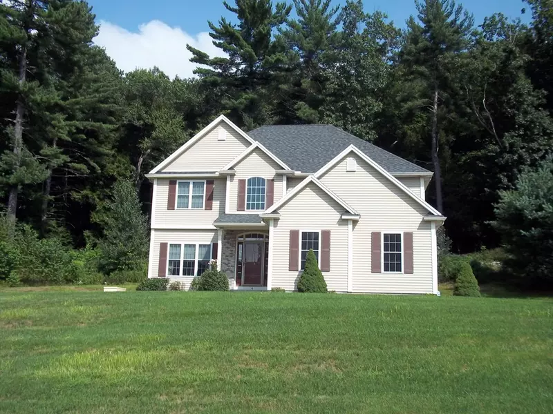 4 Amberleaf Way, Southwick, MA 01077