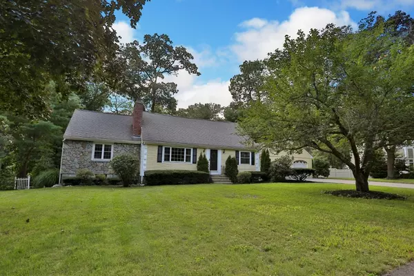 6 Wing Road, Lynnfield, MA 01940