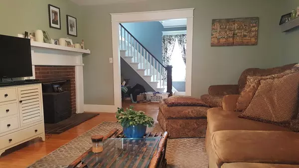 Shrewsbury, MA 01545,6 Wesleyan Street