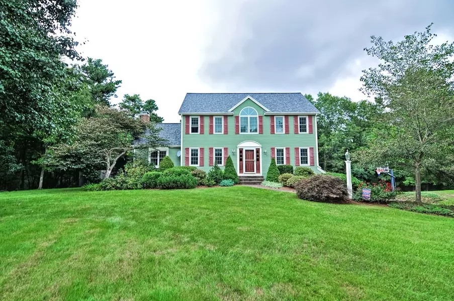 12 Indian Lane, Franklin, MA 02038