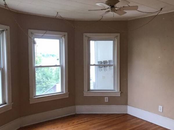 Worcester, MA 01605,62 Westminster St