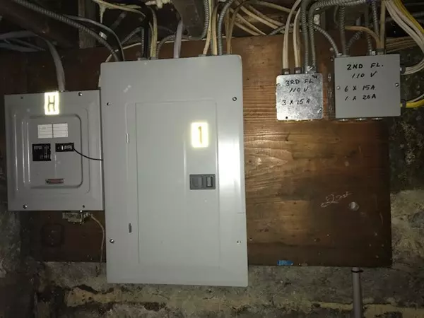 Fitchburg, MA 01420,348 Rollstone St