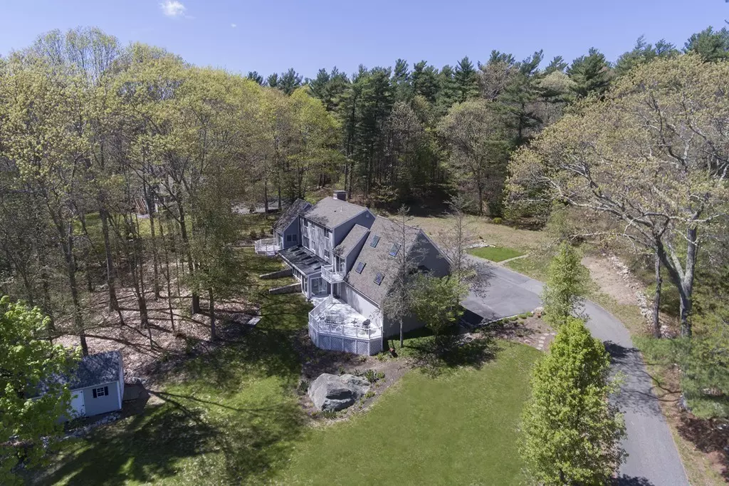 Norwell, MA 02061,34 Cross Street