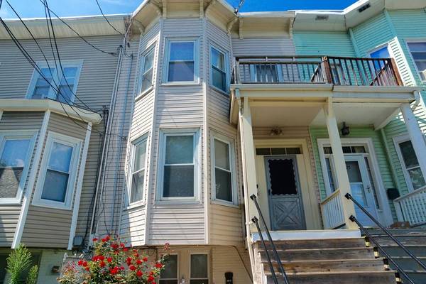 27 Mount Pleasant St, Somerville, MA 02145