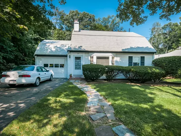 157 Allen Ave, Newton, MA 02468