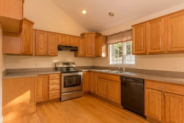 Fitchburg, MA 01420,29 Page Avenue