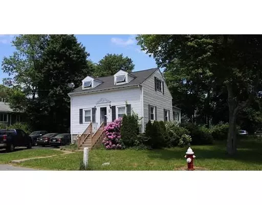 Holbrook, MA 02343,48 E Shore Rd