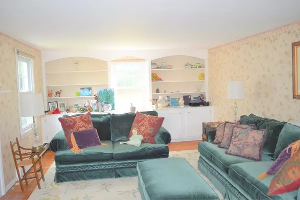 Somerset, MA 02726,105 Forsyth Ave