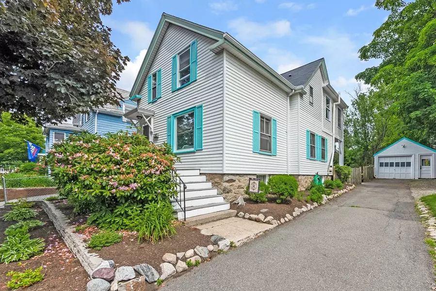 15 Thomas Rd, Swampscott, MA 01907