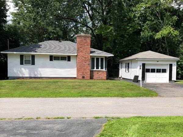 3 Boylston St, Fitchburg, MA 01420