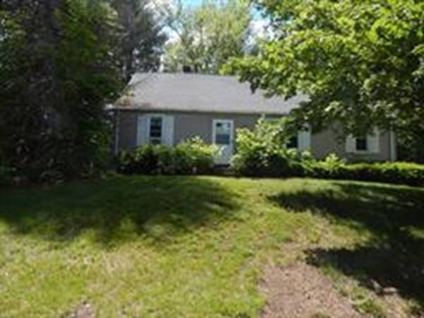 16 Chesterfield Rd, Northborough, MA 01532