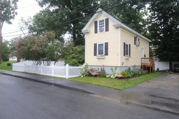 19 E Broadway, Taunton, MA 02780