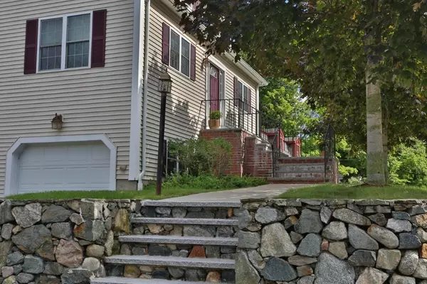 11 Pierce St #11, Reading, MA 01867