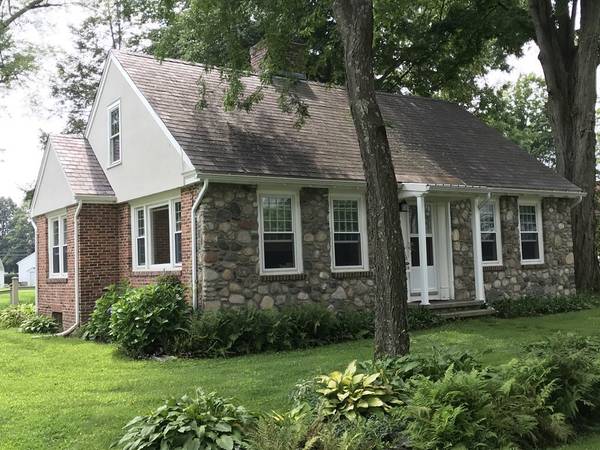 10 Eastern Ave, Deerfield, MA 01373