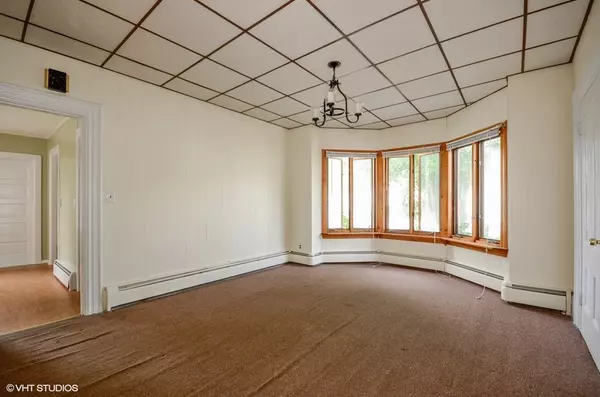 Taunton, MA 02780,10 Mason Street