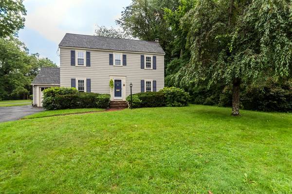 4 Tavern Rd, North Andover, MA 01845