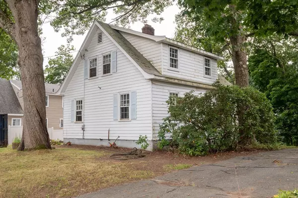 46 Macarthur Road, Stoneham, MA 02180