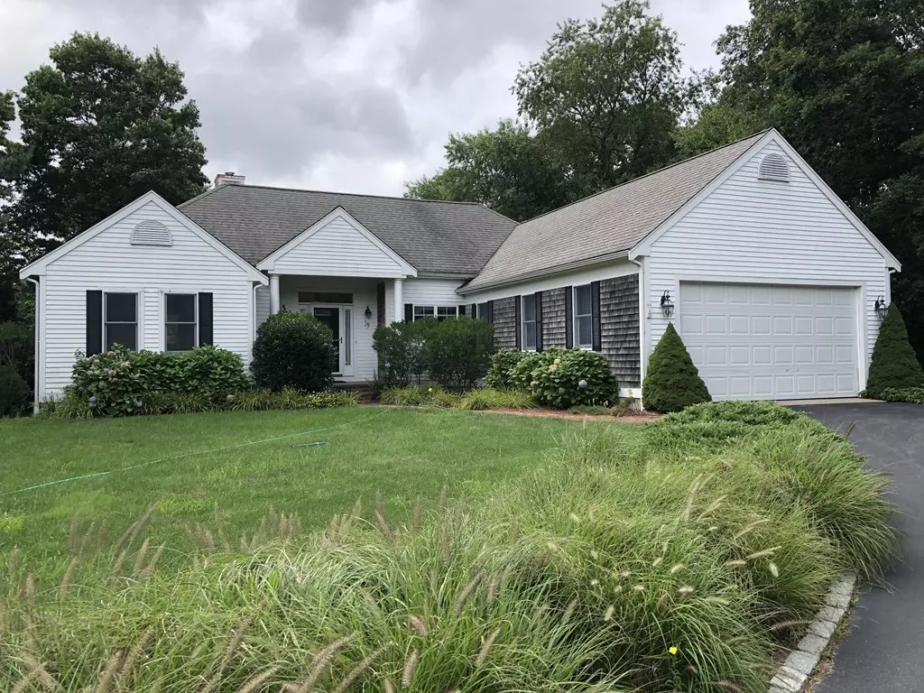 Falmouth, MA 02536,19 Jasmin Ln