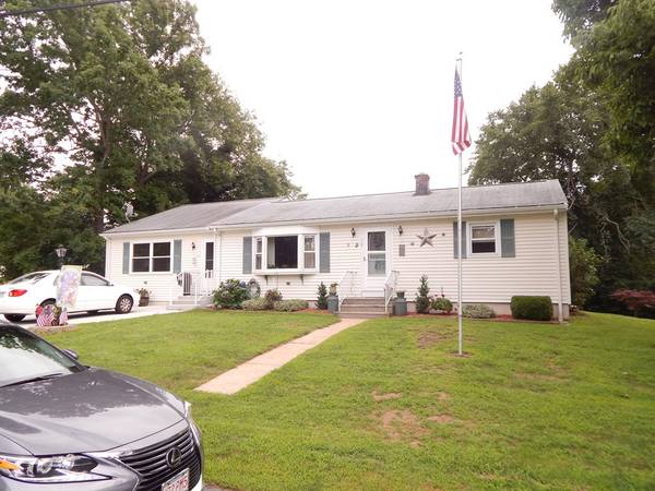 Somerset, MA 02726,33 Fawn Rd