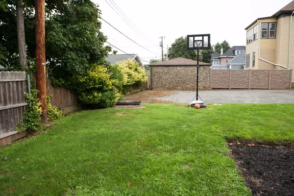 New Bedford, MA 02745,2502 Acushnet Ave