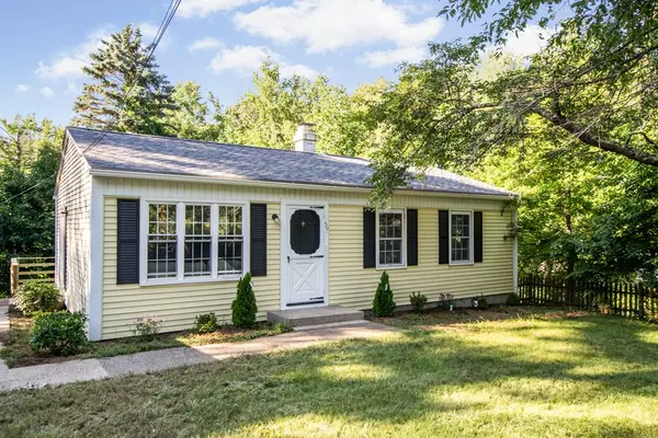 59 Carney St, Uxbridge, MA 01569