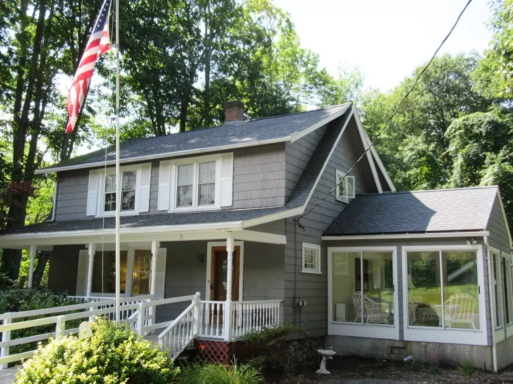 Paxton, MA 01612,71 Pleasant St