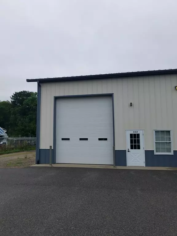 Mashpee, MA 02649,68 Nicolettas Way