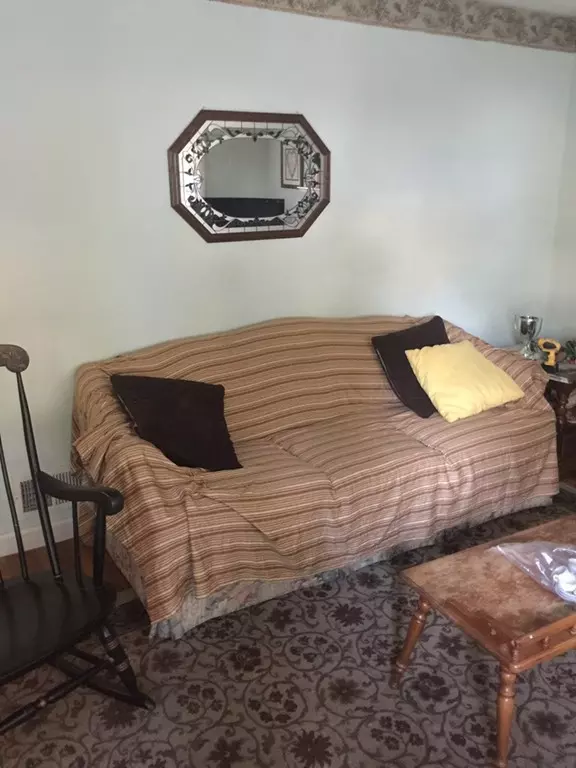 Lynn, MA 01902,16 Graybriar Lane