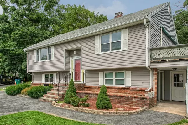 Lynn, MA 01902,17 Appleton Street