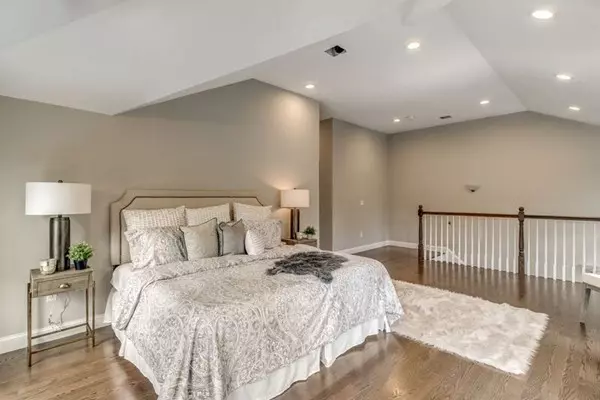 Natick, MA 01760,9 Meadow Street