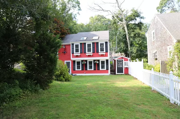 37 Cary Rd, Plymouth, MA 02360