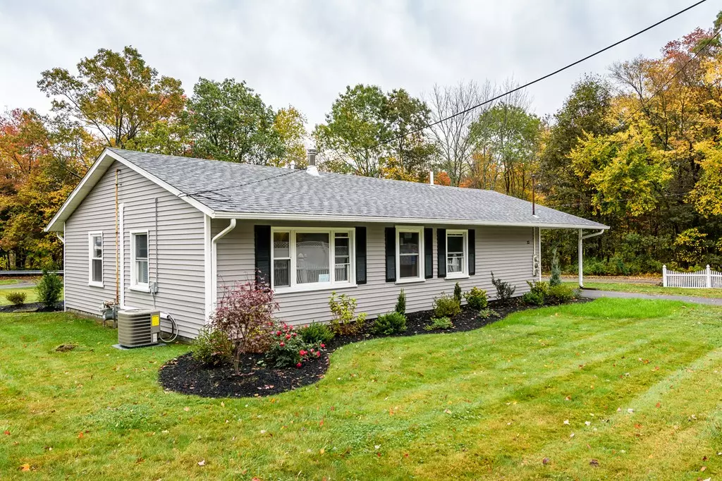 Bedford, MA 01730,33 Pine Hill Rd. #5