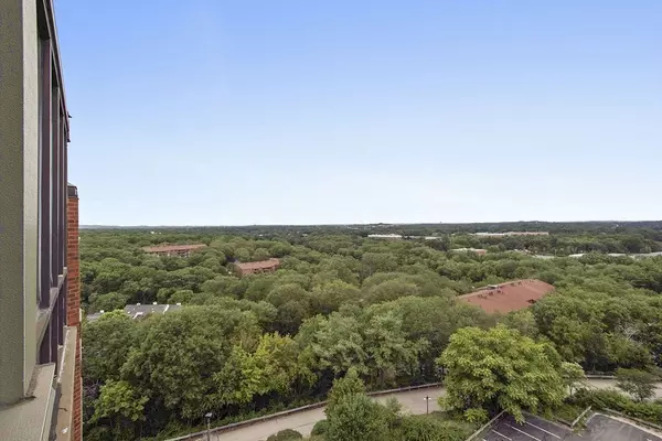 Weymouth, MA 02190,200 Burkhall Street #803