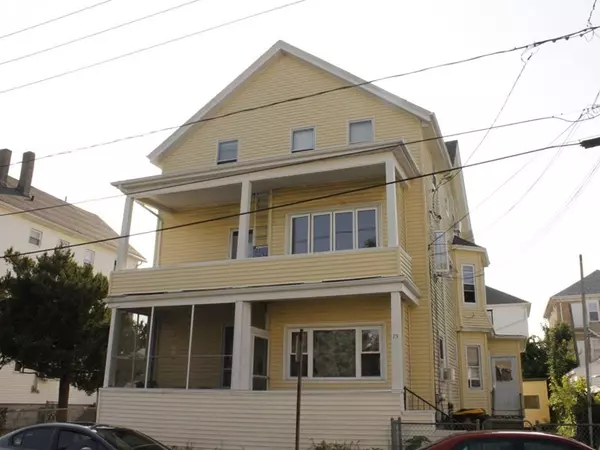73 Wooley St, Fall River, MA 02724