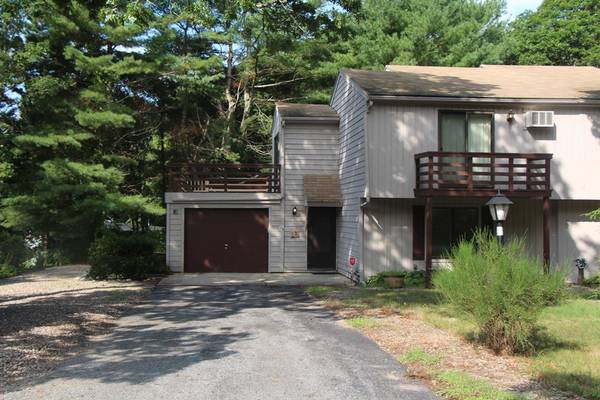 15 Heritage Dr #15, Bourne, MA 02532