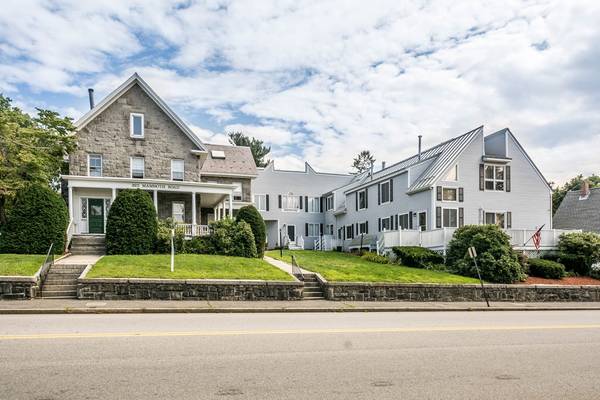 325 Mammoth Rd #3, Lowell, MA 01854