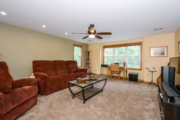Northbridge, MA 01588,86 Arthur Dr #86