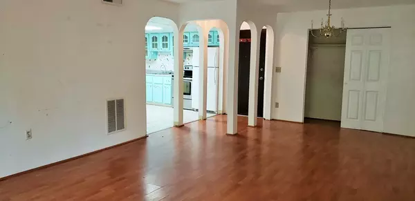 Milford, MA 01757,8 Shadowbrook Lane #15