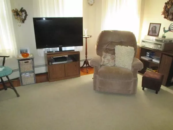 Holyoke, MA 01040,48-50 Florence Ave